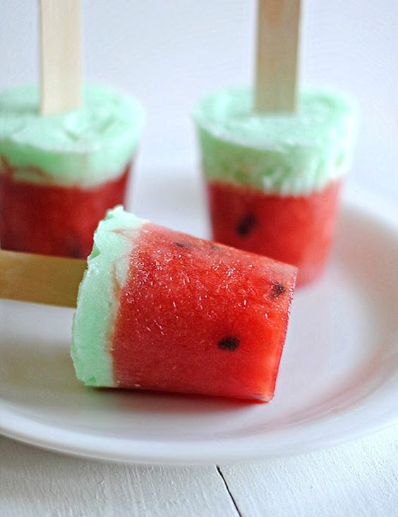 guarda los helados en una cesta aparte para que no se pierdan en los cajones del congelador