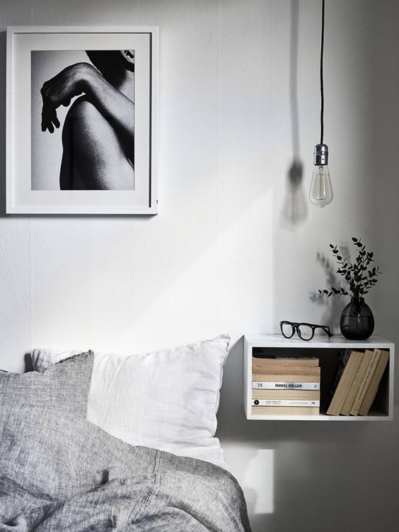 mesilla para un piso de estudiantes