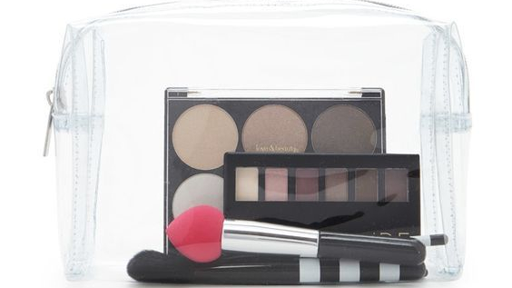 Organiza el neceser usando el método de Kon Mari